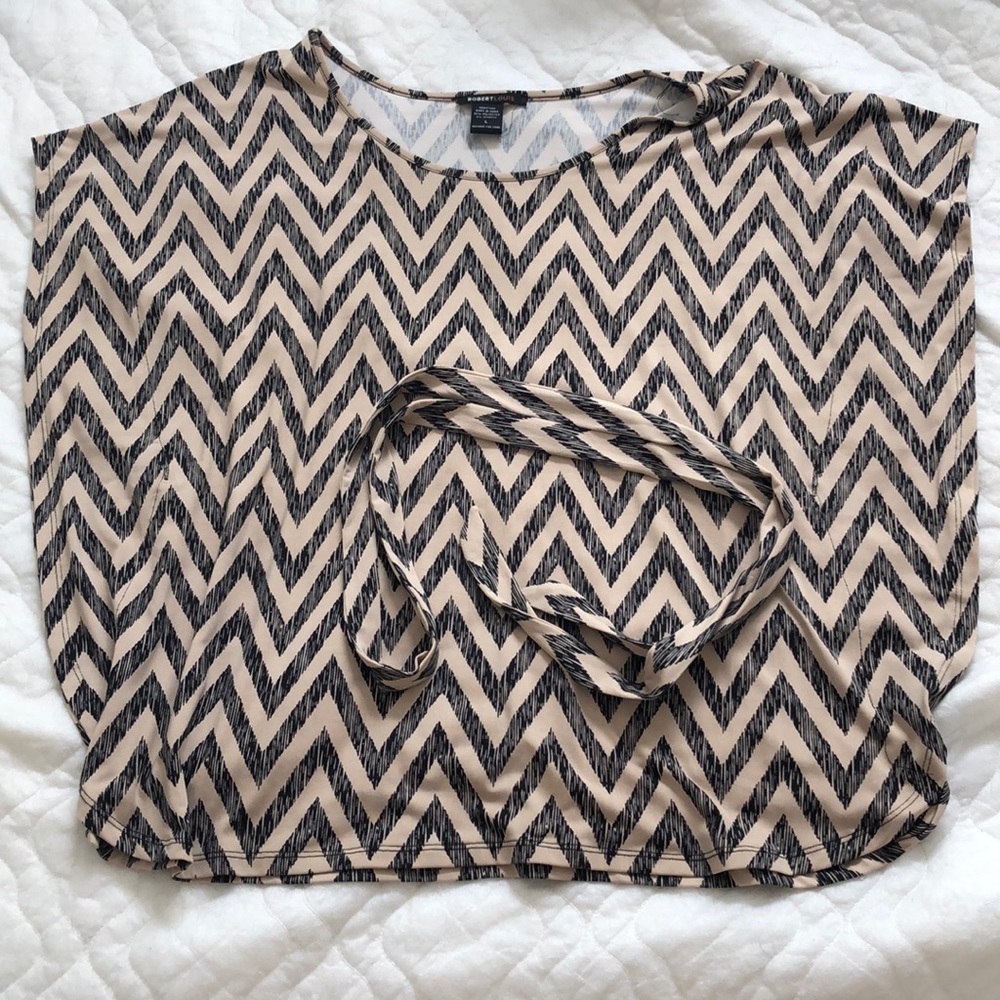 Gently worn. Flowy Dress Top with Waist Tie